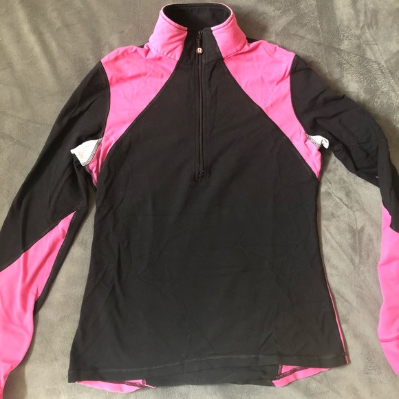 Lululemon pull over half zip shirt - Picture 3 of 4